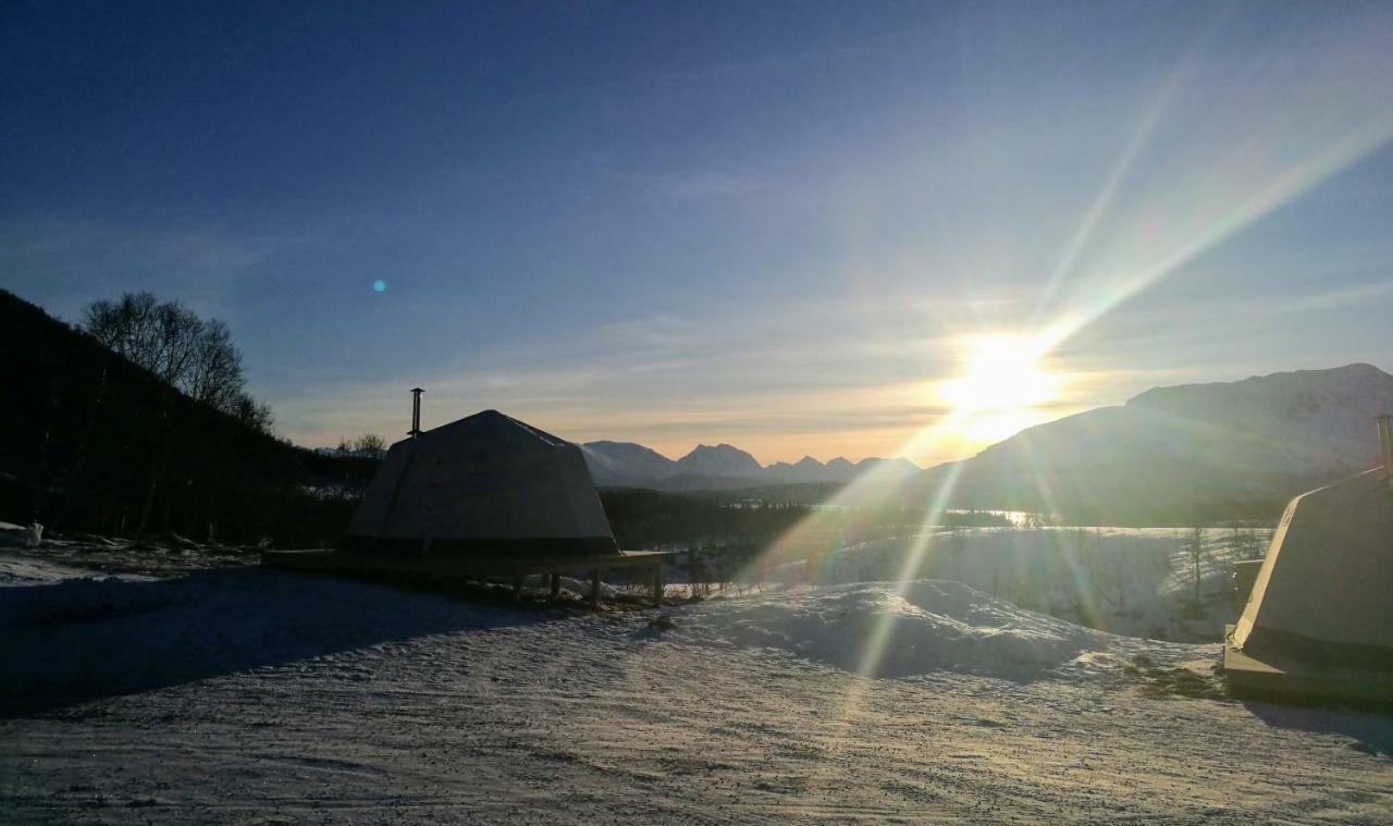 Camp North Tour Tromso Exterior photo